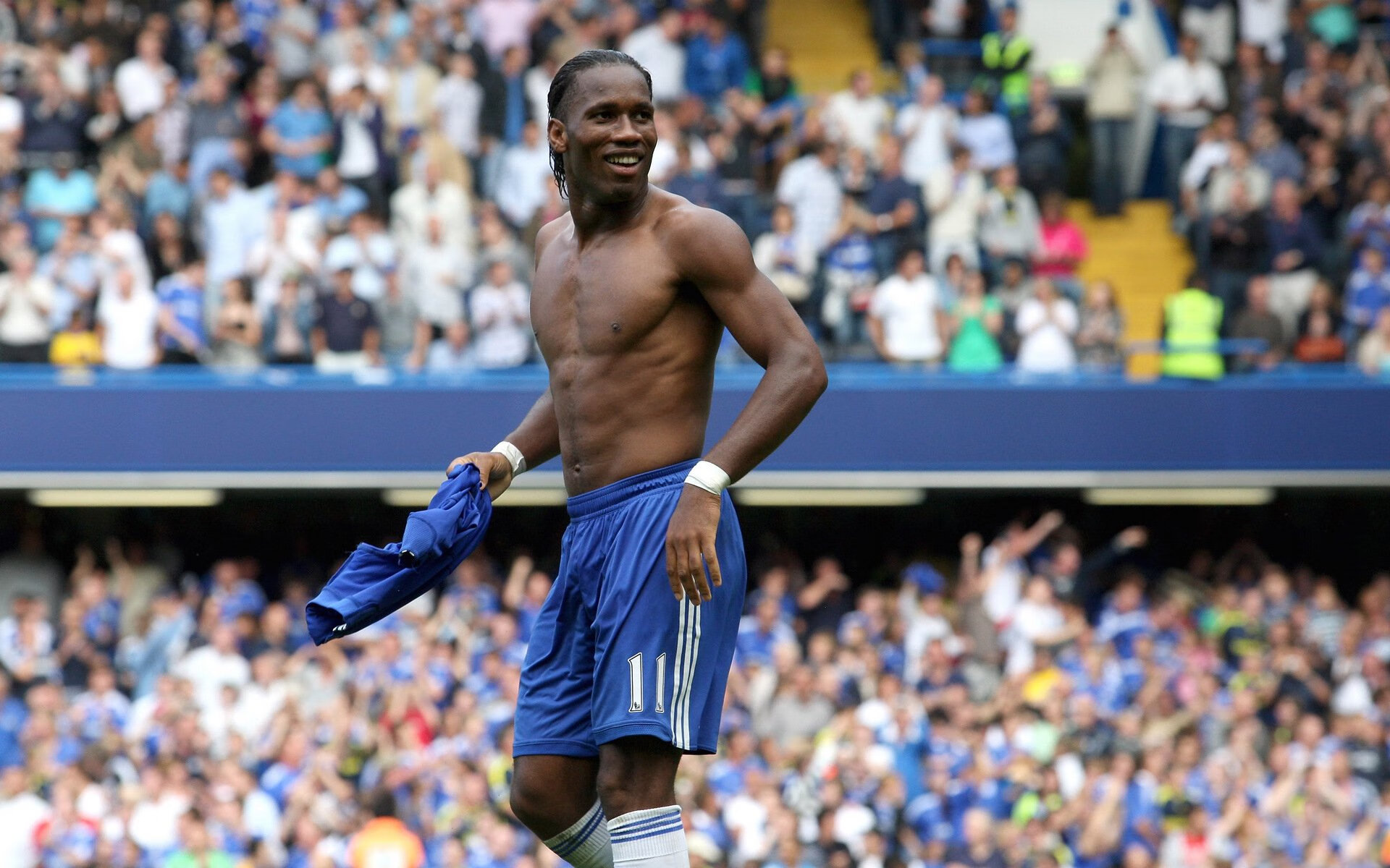 开云体育官网下载安装-英超：布莱顿4-2大胜伯恩茅斯，阿尔扎拉发挥出众，英超布莱顿对埃弗顿